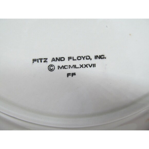 Fitz & Floyd Embossed Fern Leaf 8" Salad Plate Bundle of 4 - Picture 6 of 7